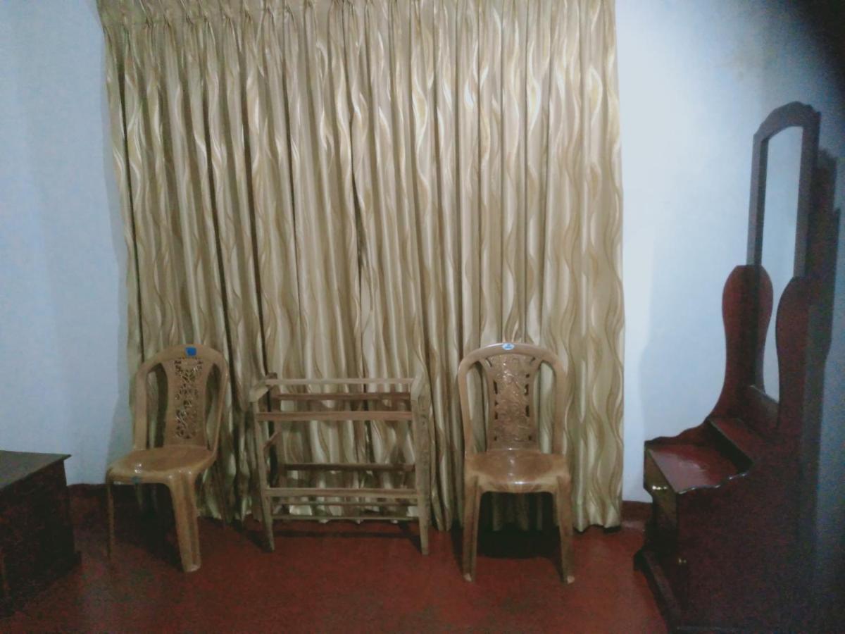 Umaya Rest Inn Balangoda Ngoại thất bức ảnh